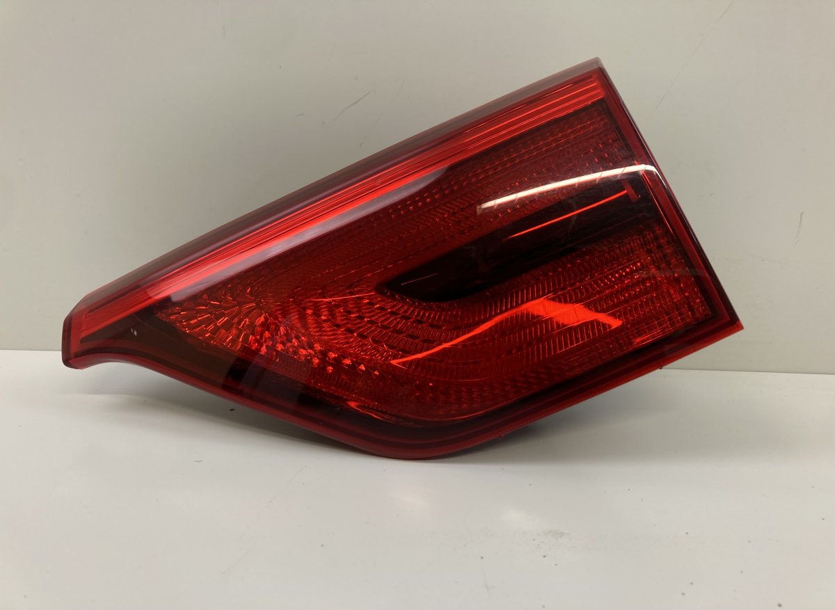 Kia Sportage Inner tail light, right 92406-F10 92406F10 Inner tail light, right KIA ...