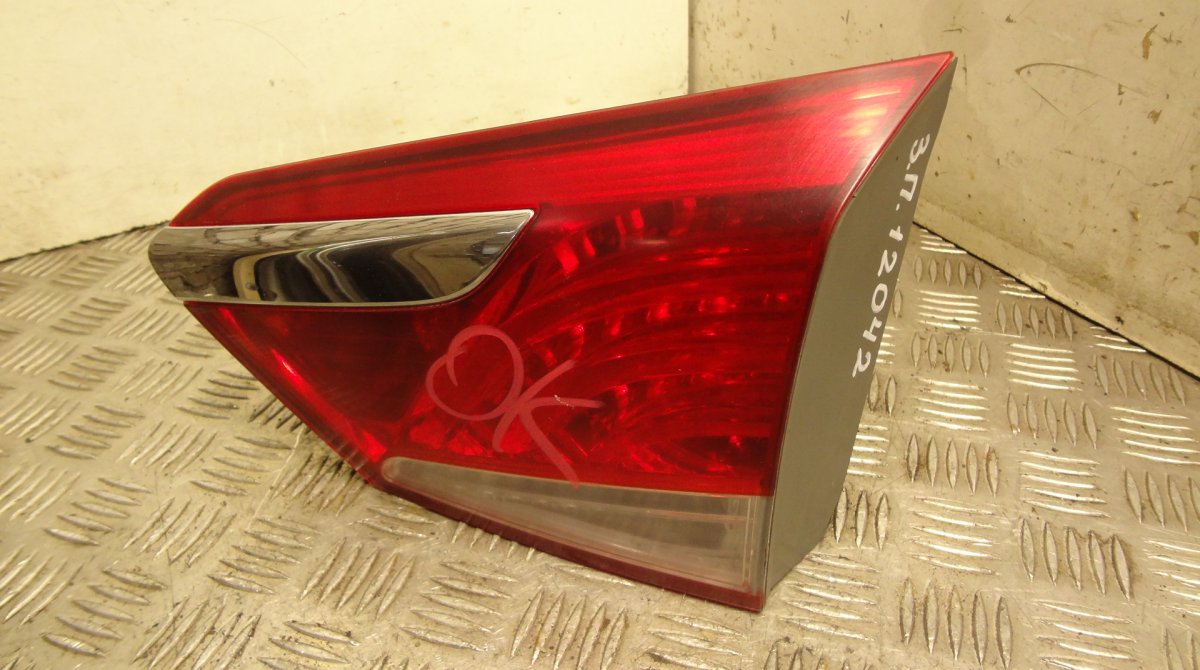 Hyundai i40 Inner tail light, right 924043Z000 Inner tail light, right HYUNDAI i40 ...