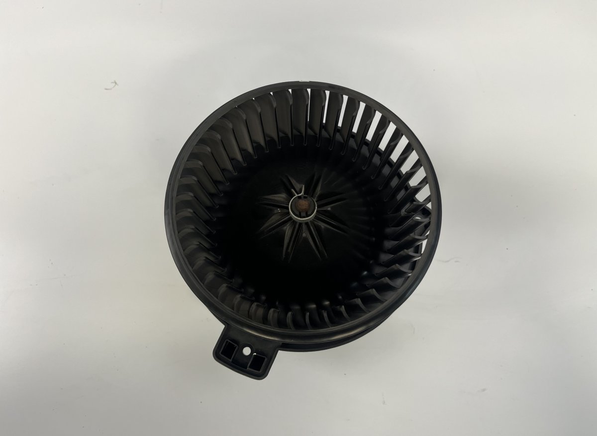 Hyundai i40 Heater Fan B308830510 A0550174 Heater Fan HYUNDAI i40 (VF)...