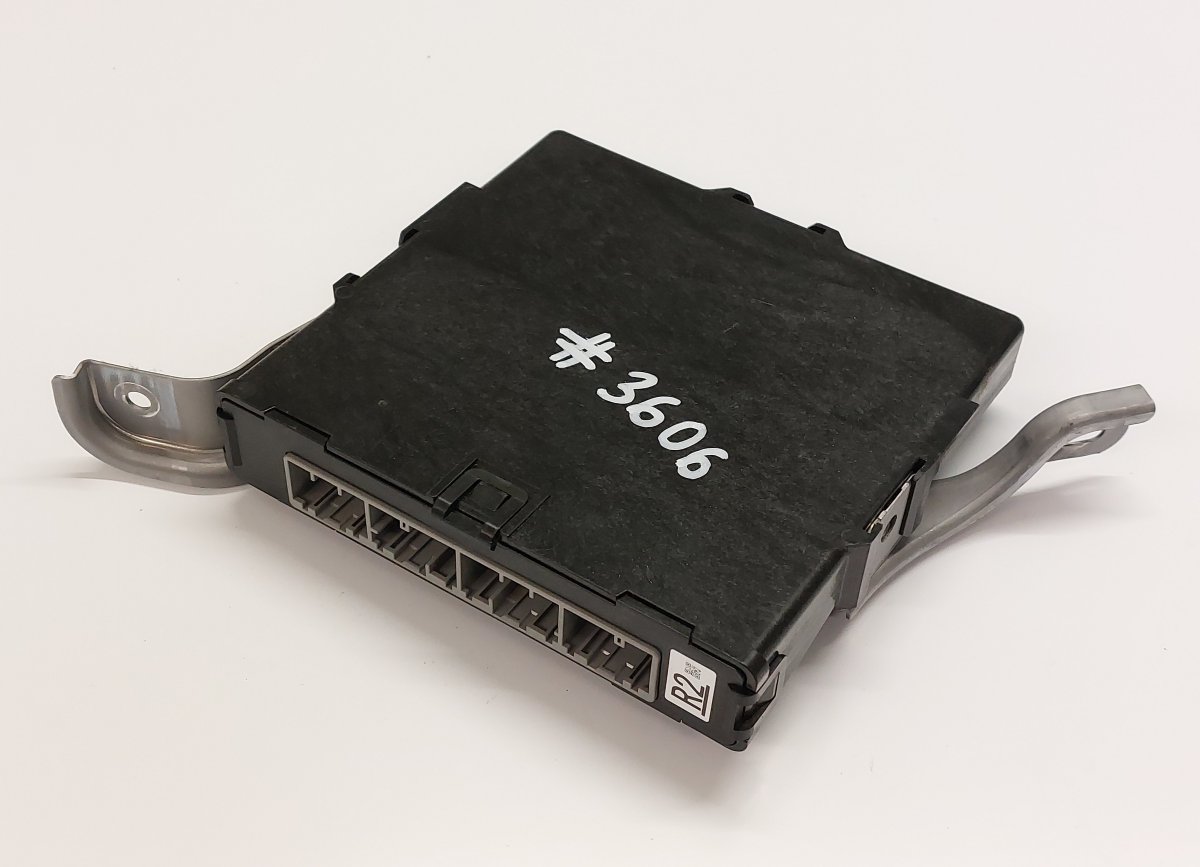 Lexus IS Hybrid control unit (HCU) 89681-53020 8968153020 285000-2124 2850002124 H...