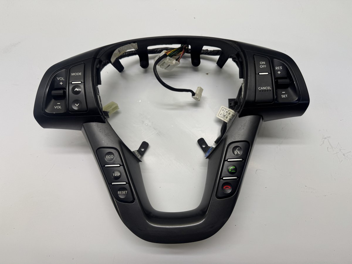 Kia Optima (TF) Steering wheel MF switch set 967002T000 96710-2T000 967102T000 Steering whee...