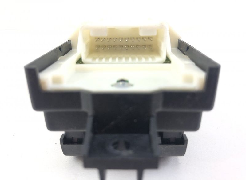 8425033610 Steering Wheel MF Switch Left LEXUS ES VII (2018-)