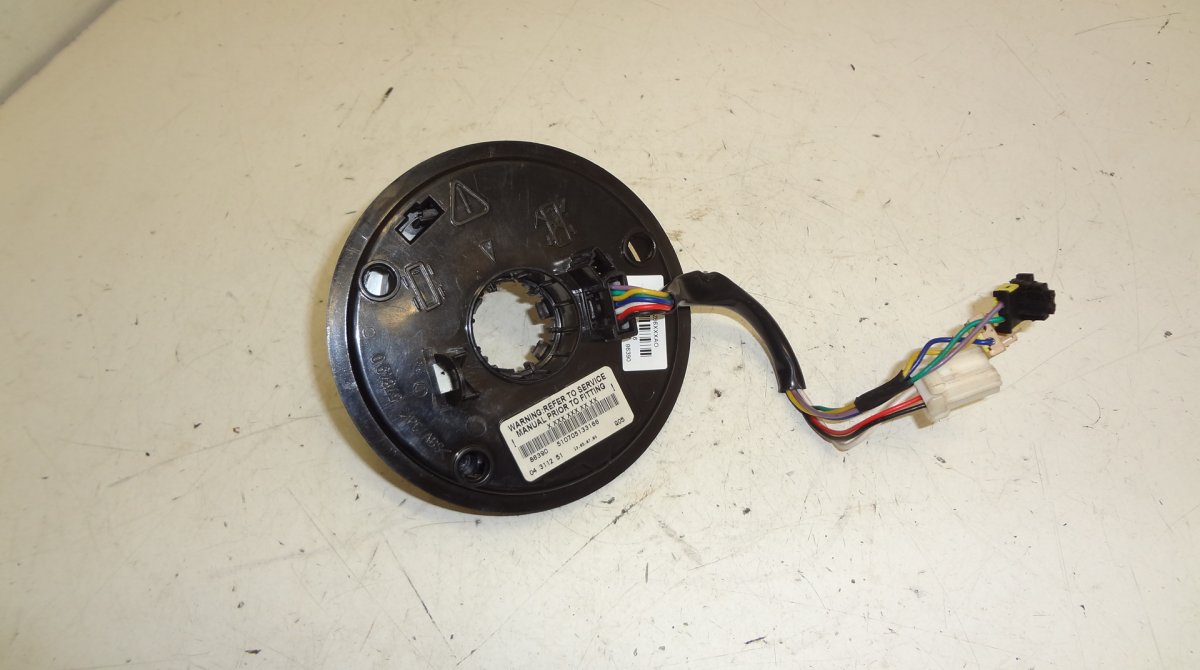 Chrysler 300C Steering wheel slip ring / squib 578490 Steering wheel slip ring / squib CHRYSLE...