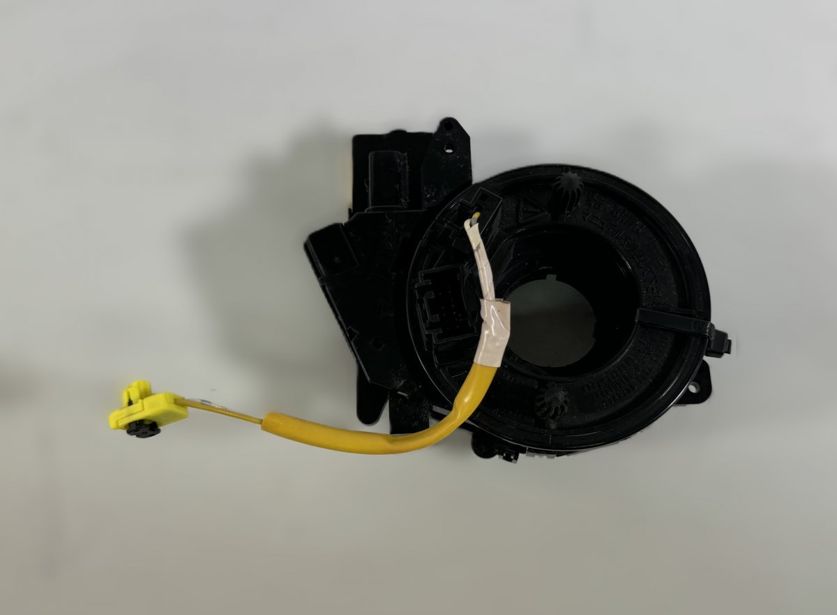 Mazda 5 (CW) Steering wheel slip ring / squib BBP366CS0A Steering wheel slip ring / squib MAZ...