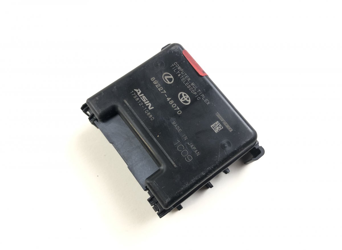 Lexus ES Steering column control unit 17581210880 175812-10880 Steering column contro...