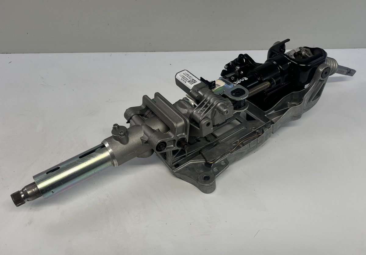 Jeep Grand Cherokee (WK) Steering Column 5057982AF A2044600425 5057983AF Steering Column...