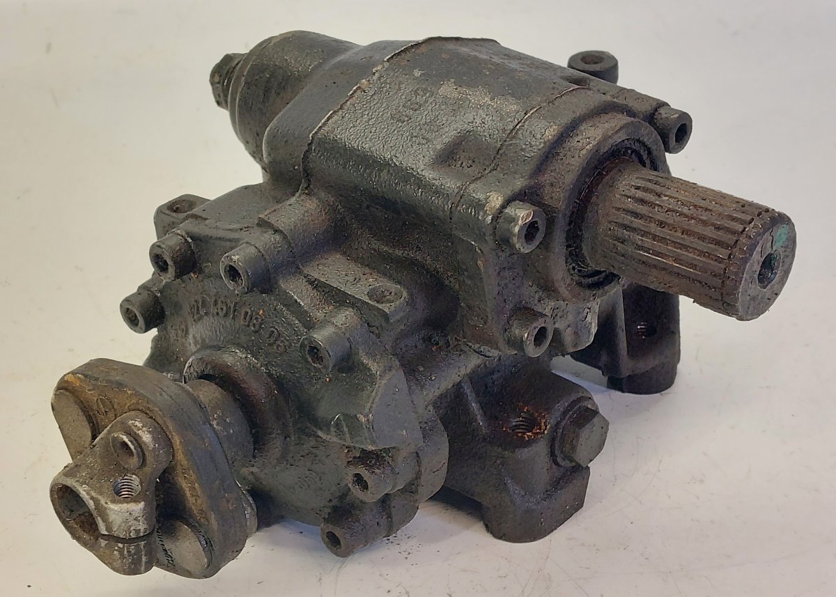 Mercedes-Benz CLK (W208) рулевая рейка / червяк A2024610601 2024610601 Steering rack MERCEDES-B...
