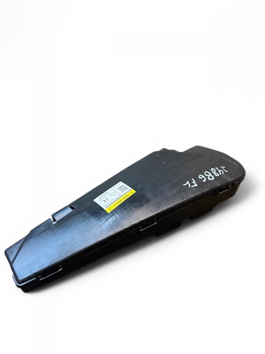 Volvo V40 Side seat Airbag Front left 31418249 Side seat Airbag Front left VOLVO V40 ...