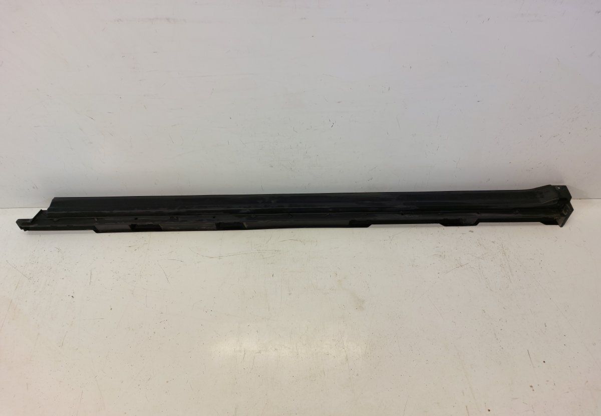 7250A131 Side Skirt Left MITSUBISHI ECLIPSE CROSS (GK) (2017-)