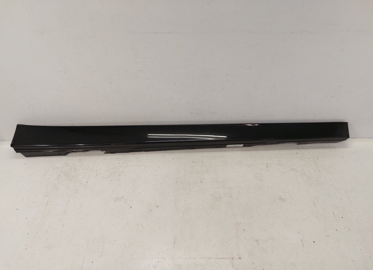 BMW 3 (E90 / E91 / E92 / E93) порог (правый) 51777256912 Side Skirt Right BMW 3 (F30, F31, F...