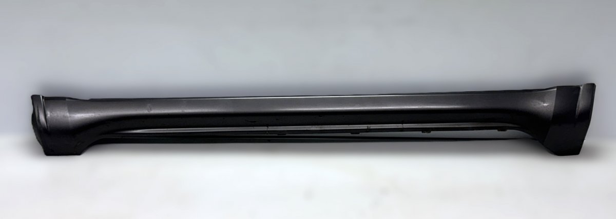 Jeep Grand Cherokee (WK) vasen sivuhelma 1VN71TRMAC Side Skirt Left JEEP GRAND CHEROKEE ...