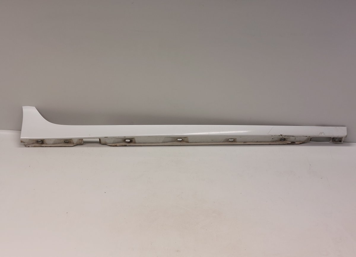 Audi A6 (C7) oikea sivuhelma 4G0853860 4G0853856G Side Skirt Right AUDI A6 /...