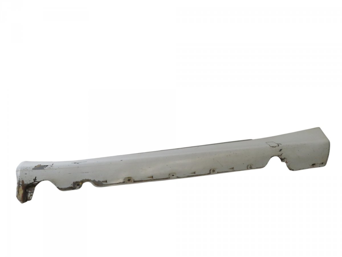 Mercedes-Benz 200 - 500 / E (W124) порог (правый) A1296900840 A1296901640 Side Skirt Right MERCED...