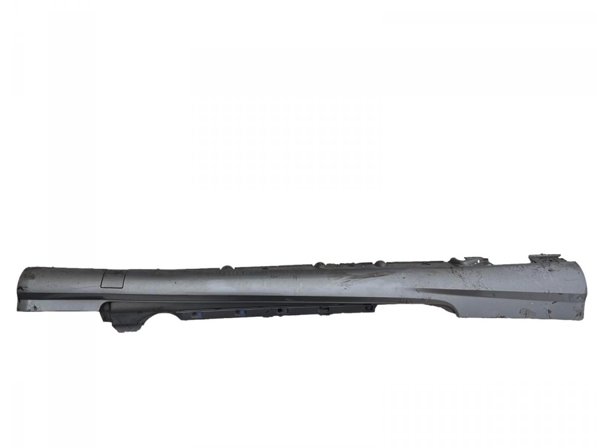 Mercedes-Benz C (W204) oikea sivuhelma A2076981054 Side Skirt Right MERCEDES-BENZ E-CL...