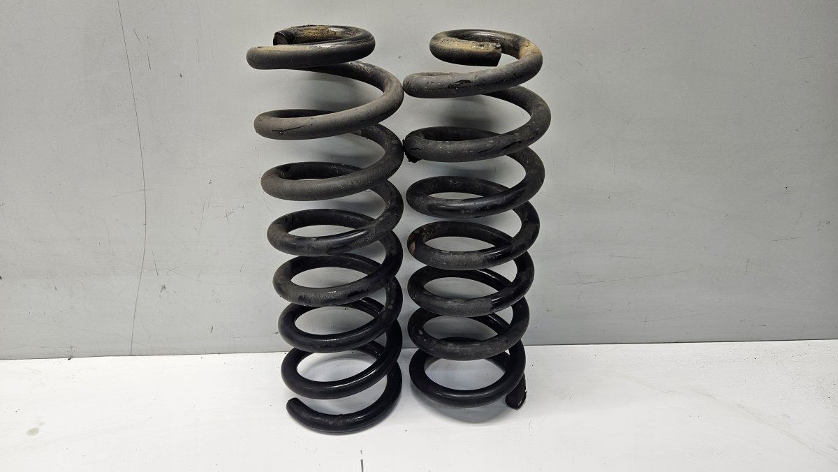Jaguar XF Spring Rear Right