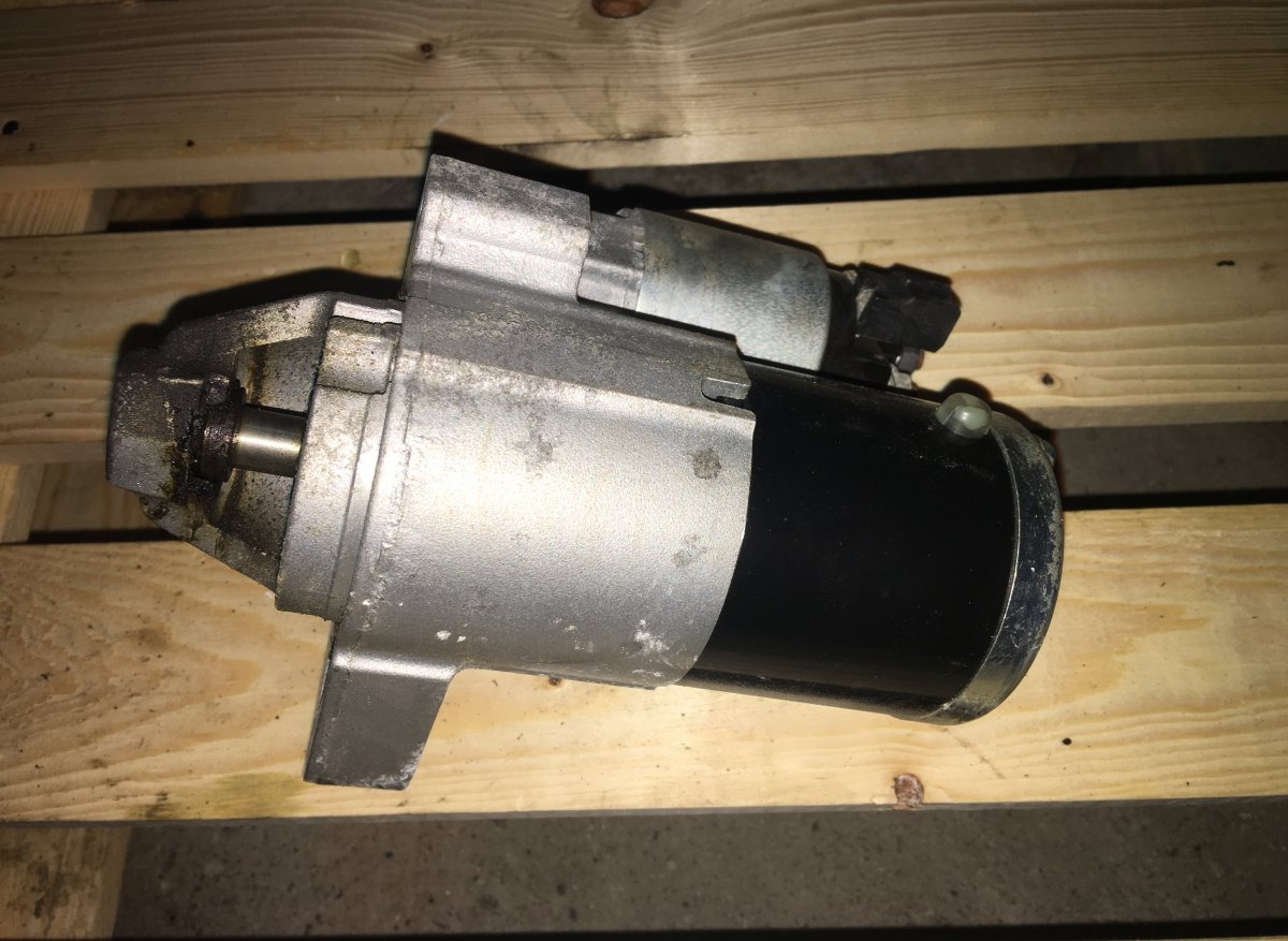 Peugeot 508 Starter Motor Starter motor PEUGEOT 508 I (W23) (2010-2018)

...