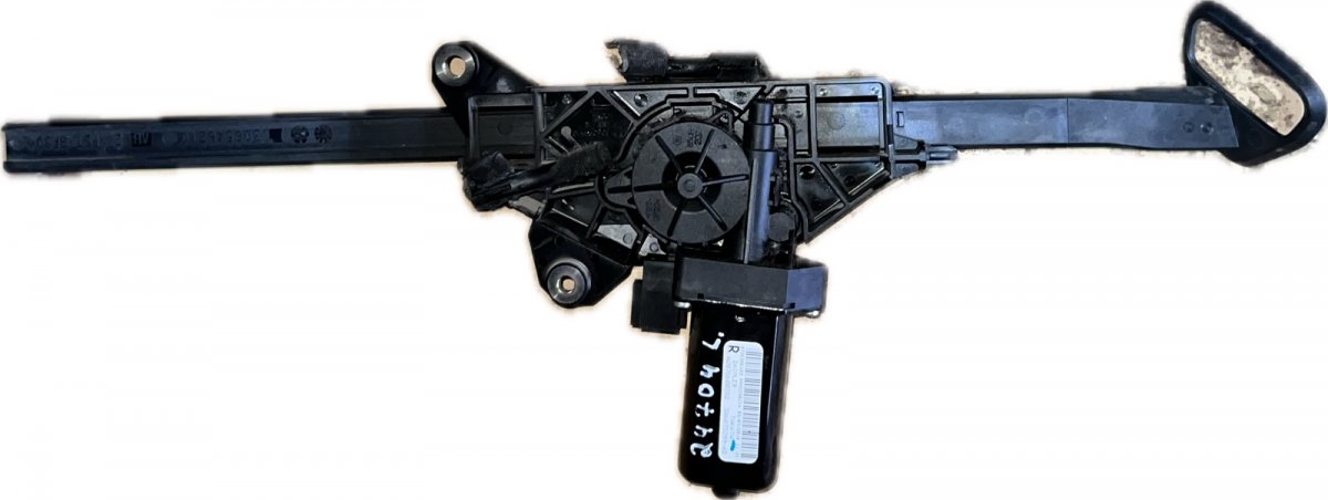 Mercedes-Benz C (W204) Seat Belt height adjuster Front right Seat Belt height adjuster Front right MERCEDES-...