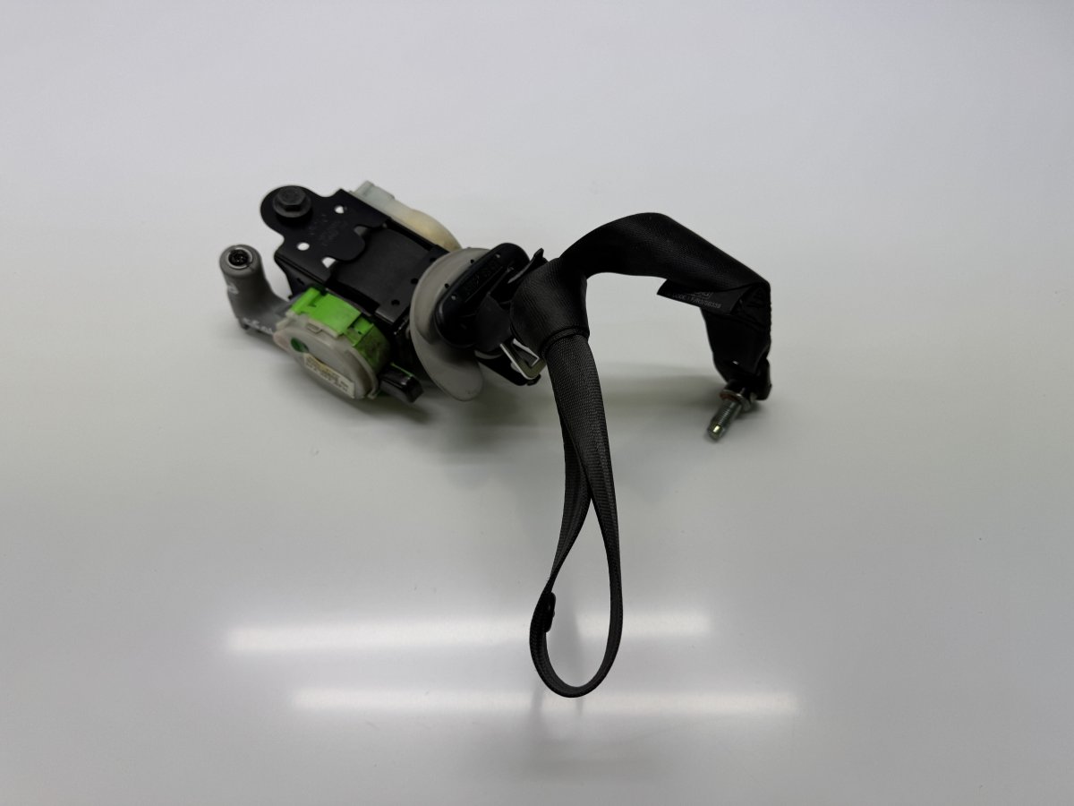 Kia Optima (TF) Seat Belt Front Right 888202T300 Seat Belt Front Right KIA OPTIMA III...