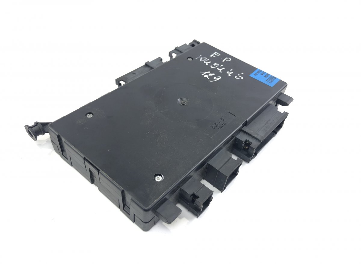 Jeep Grand Cherokee (WK) Seats control unit 86390-B Seats control unit JEEP GRAND CHEROKEE ...