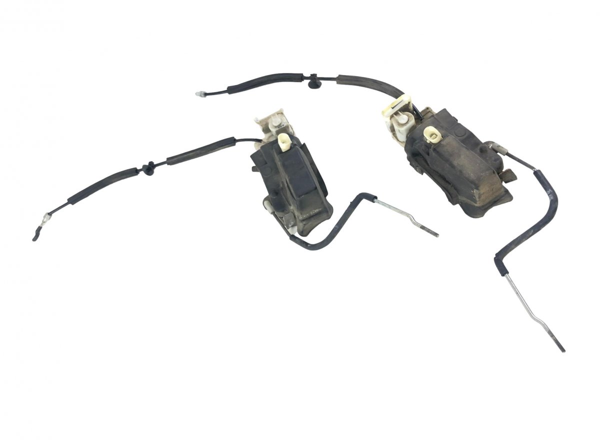 Maserati Quattroporte Set of door locks (latches) 68206500 Set of door locks (latches) MASERATI Q...