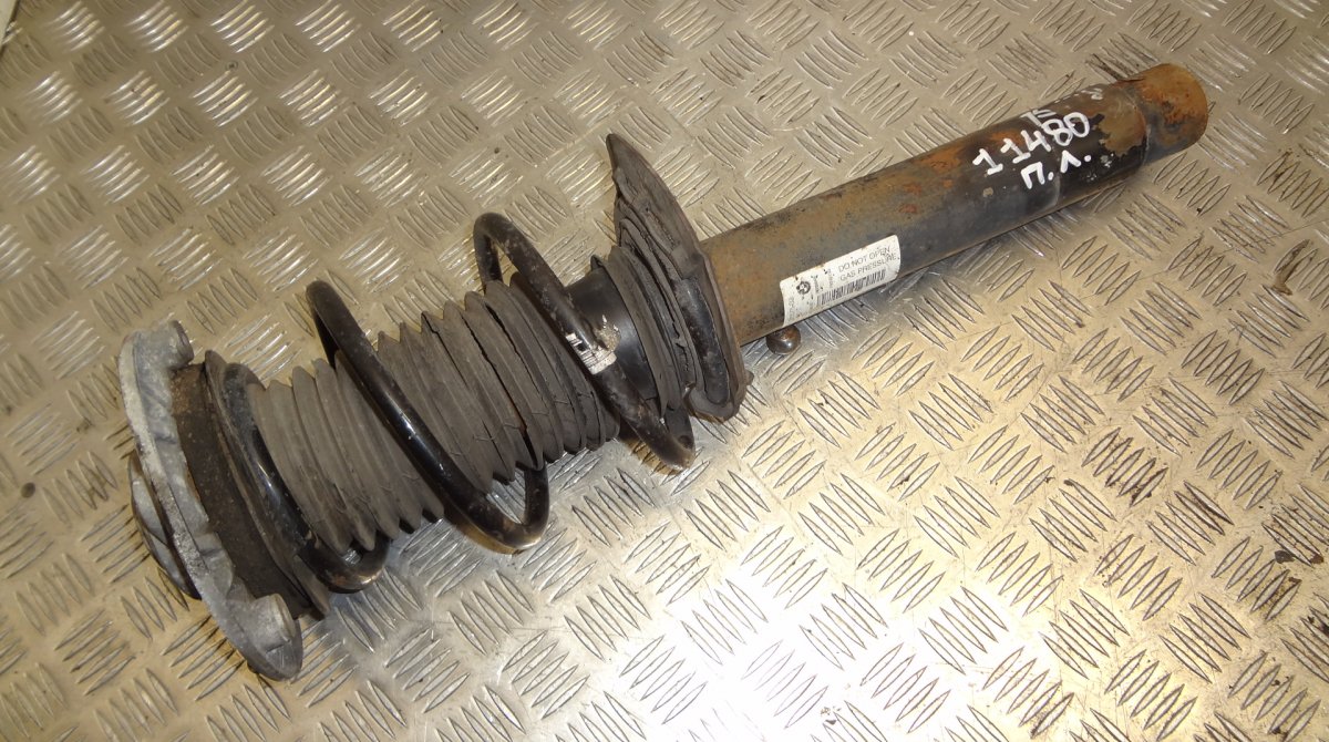 BMW 1 (E81 / E82 / E87 / E88) Shock Absorber Front Left 14941510 Shock Absorber Front Left BMW 1 (F20, ...