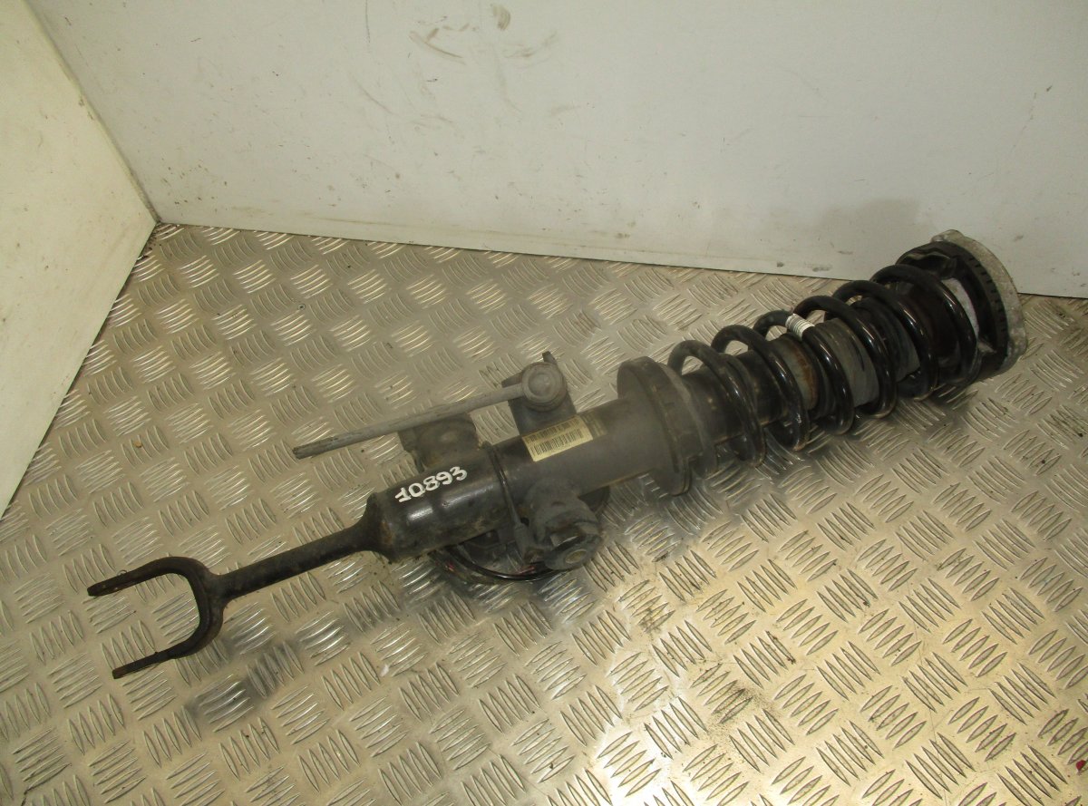 BMW 5 (F10 / F11) Shock Absorber Front Right 6796178 Shock Absorber Front Right BMW 5 (F10, ...