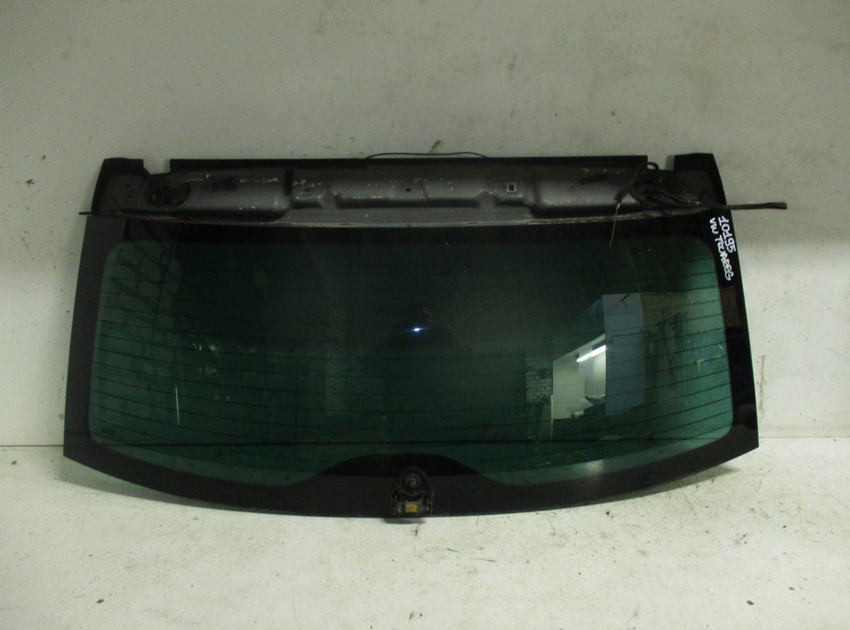 Volkswagen Touareg Rear Window glass