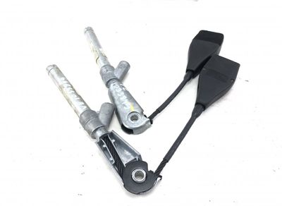 8200616857 8200616858 Пряжка ремня безопасности передняя левая RENAULT MEGANE II (2002-2008)