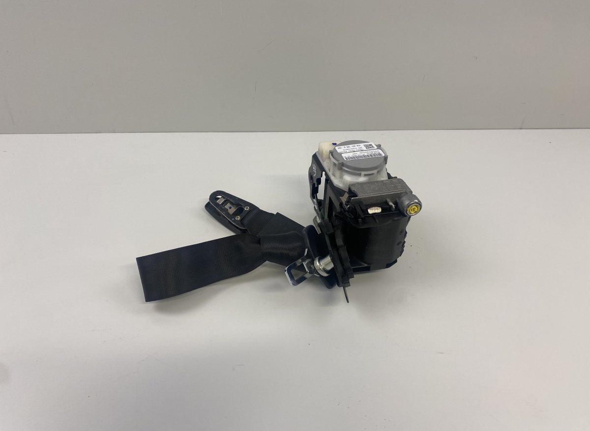 Audi A6 (C7) Seat Belt Front Left 4G8857705B Seat Belt Front Left AUDI A6 / A6 AL...