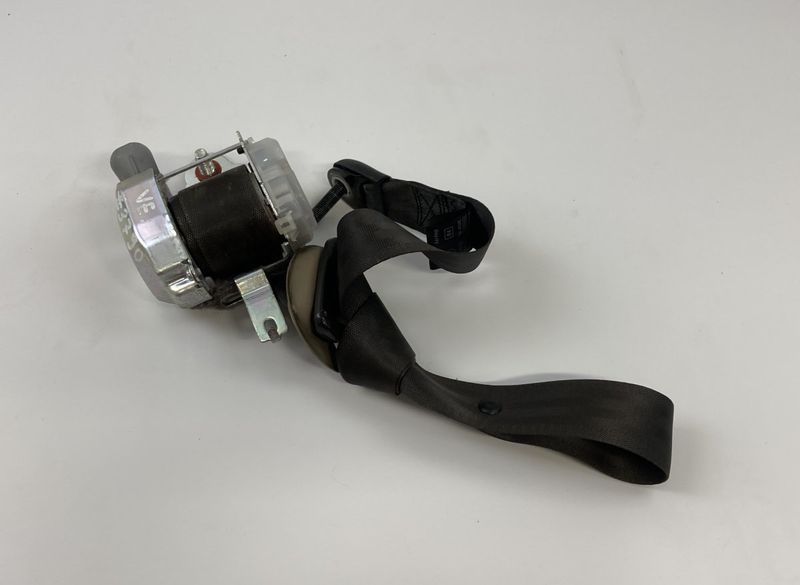 888103Z000HZ Seat Belt Front Left HYUNDAI i40 (VF) (2011-2019)