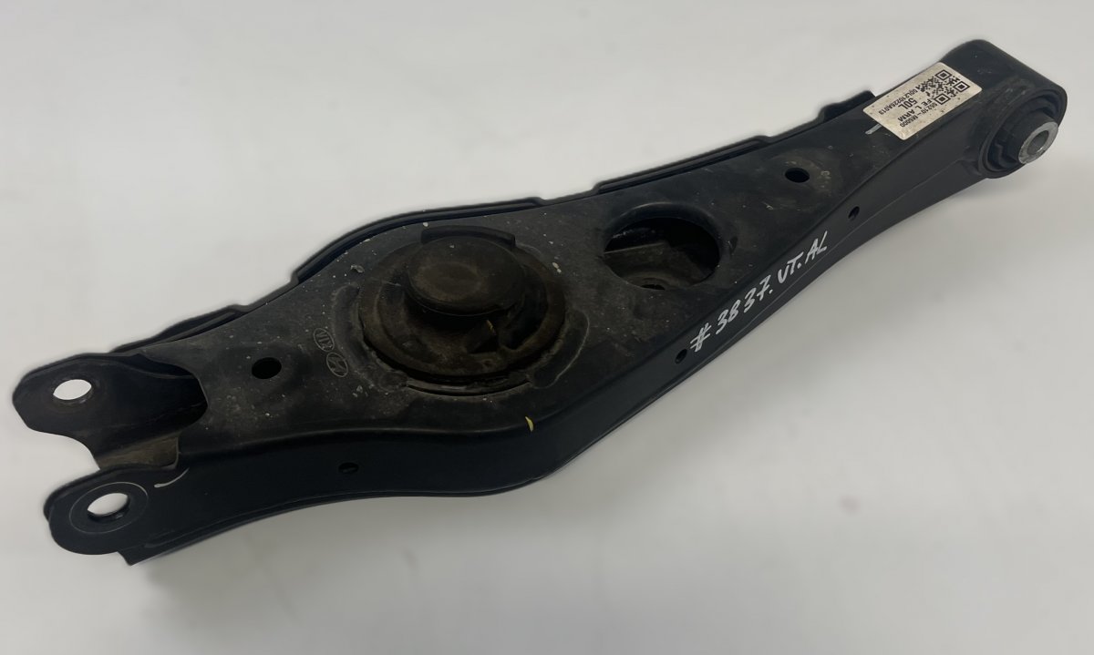 Hyundai Nexo Rear Axle Track Control Arm lower left 55210M5000 Rear Axle Track Control Arm lower le...