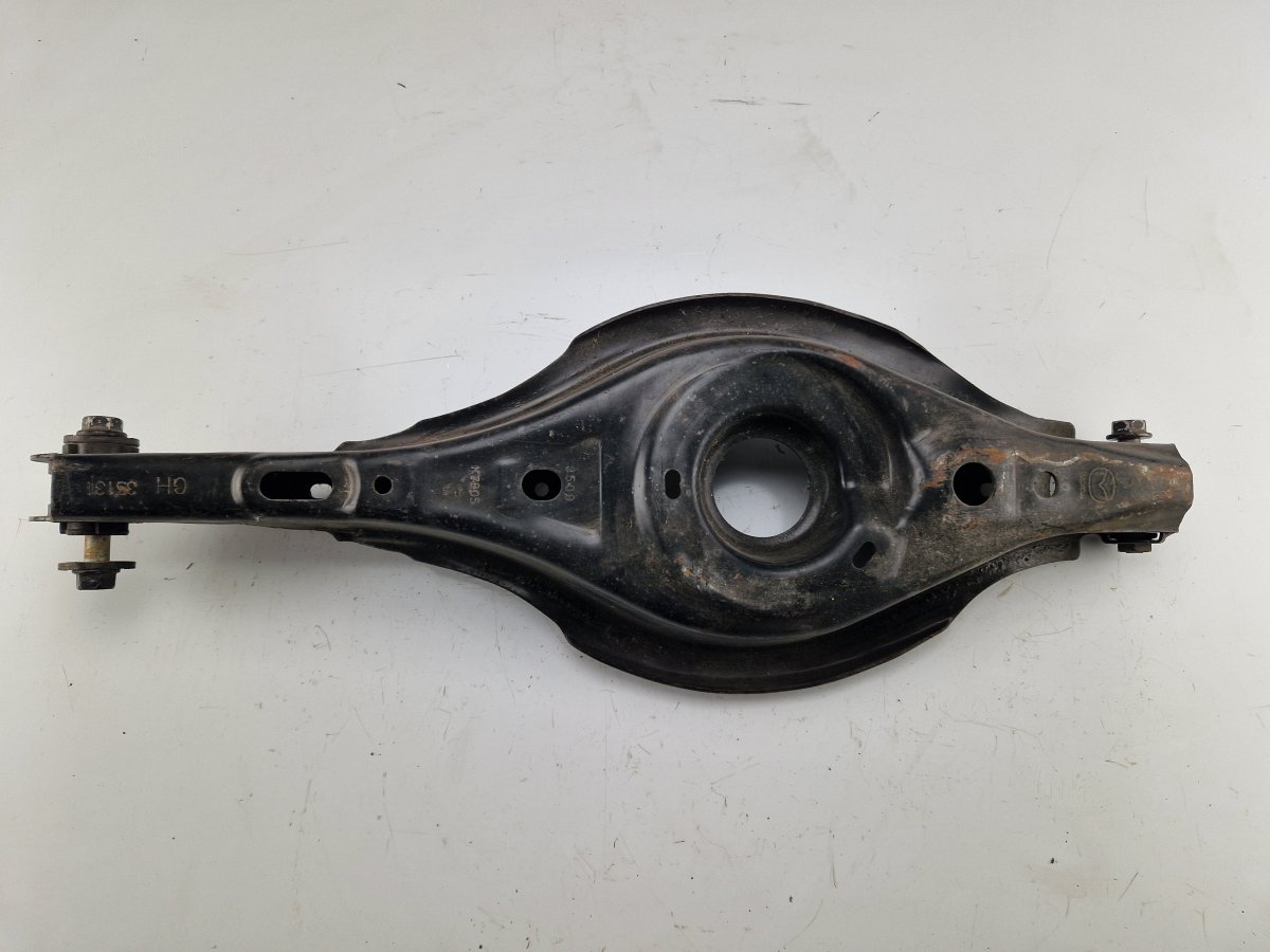 Mazda 6 (GJ / GL) Rear Axle Track Control Arm lower Right GHP928300 Rear Axle Track Control Arm lower Rig...