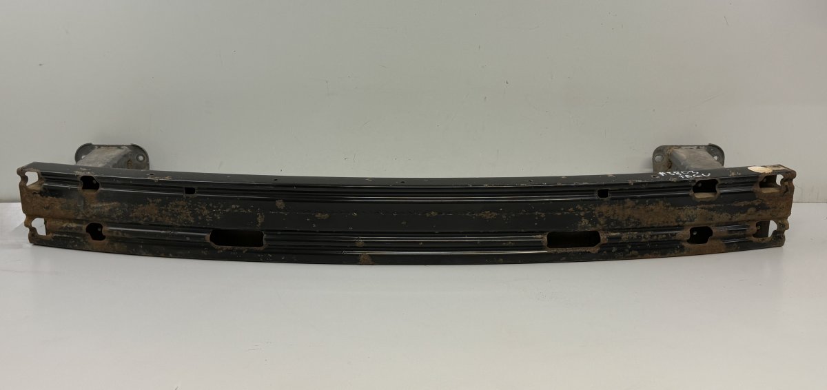 Nissan X-Trail / Rogue задний бампер, штифт 850324CC0A Rear bumper beam NISSAN X-TRAIL III ...