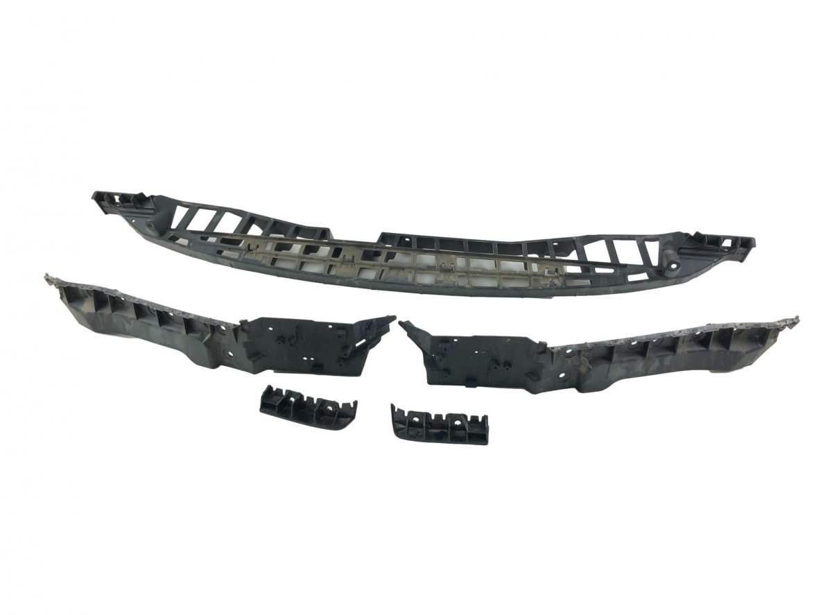 Land Rover Range Rover Sport (L494) Rear bumper Carrier holder on fender left LR055888 Rear bumper Carrier holder on fender l...