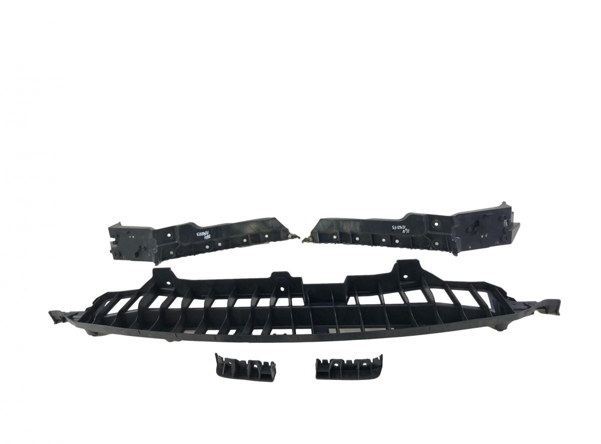 Land Rover Range Rover Sport (L494) Rear bumper Carrier holder on fender left LR045180 Rear bumper Carrier holder on fender l...