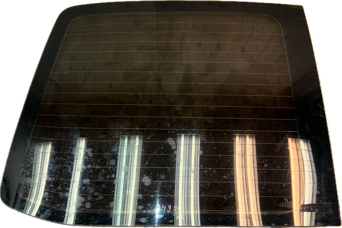 Volkswagen Transporter (T5, Caravelle, Multivan) Rear Panel Door window glass left Rear Panel Door window glass left VW TRANSPORTE...