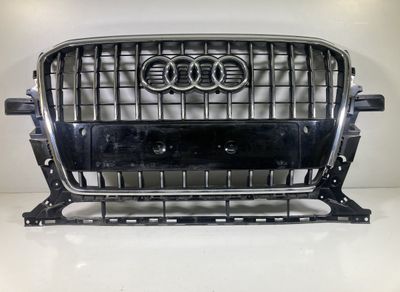 8R0853651R Решетка радиатора AUDI Q5 (8R) (2008-2016)