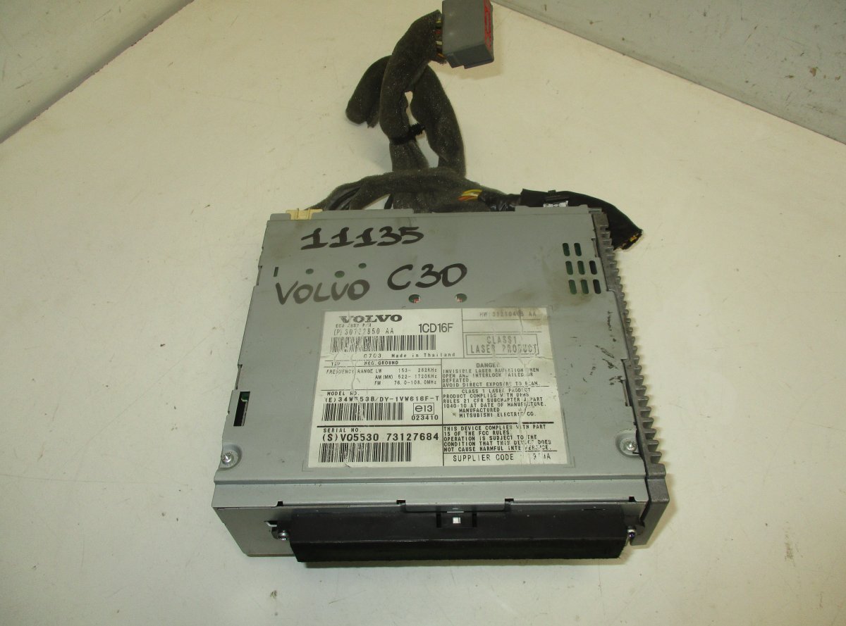 Volvo C30 Raadio juhtplokk 1CD16F 30732850AA Radio VOLVO S40 / V50 / C30 /...