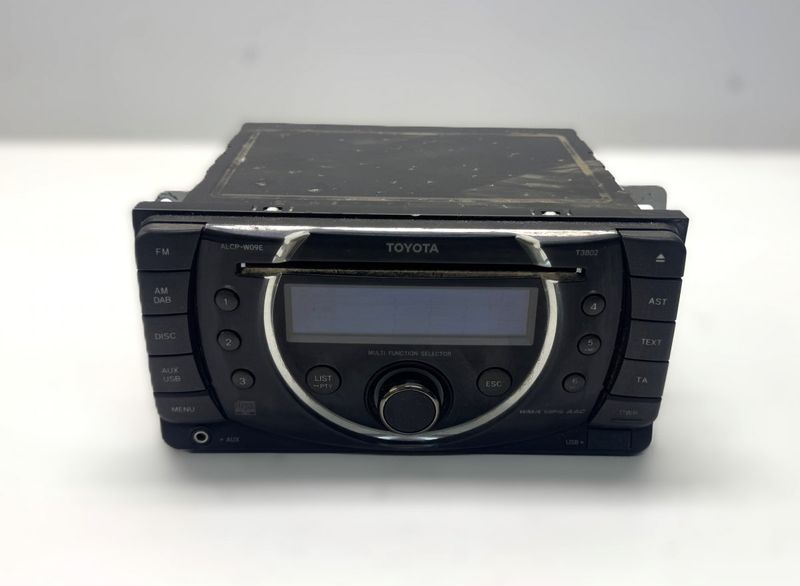 PZ47600212A0 Radio TOYOTA HIACE / GRANVIA (XH10, XH20) (1995-2004)