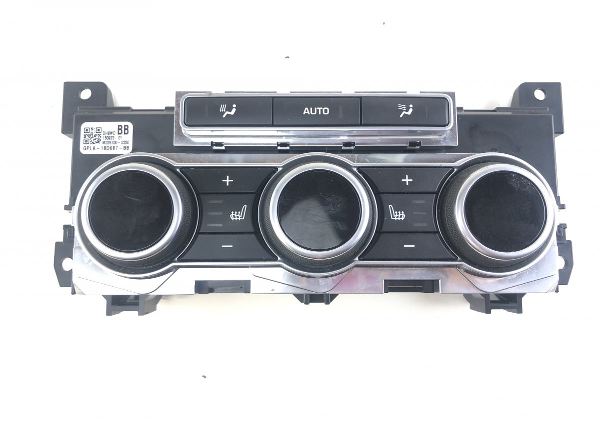 Land Rover Range Rover Sport (L494) Rear AC heater control panel LR070397 Rear AC heater control panel LAND ROVE...