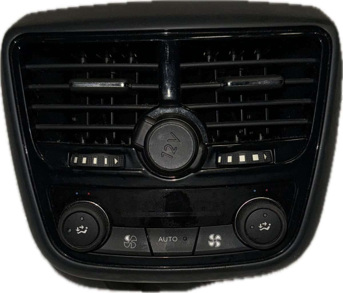 Peugeot 508 Rear AC heater control panel Rear AC heater control panel PEUGEOT 508 I (W23...