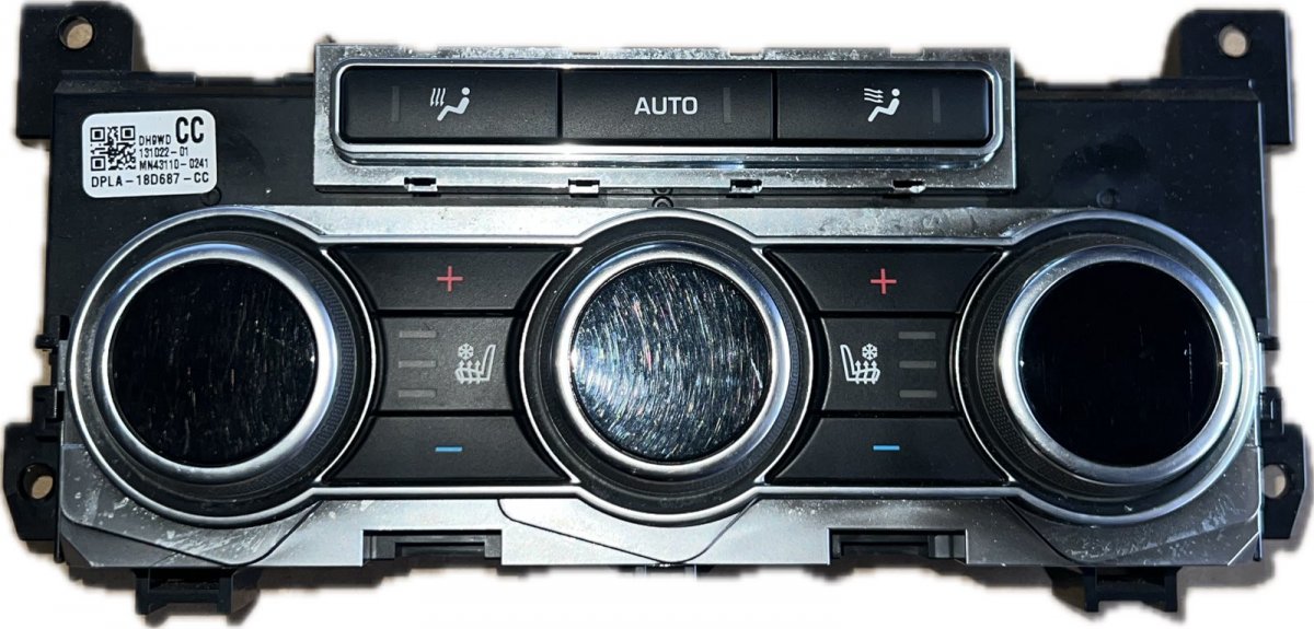 Land Rover Range Rover Sport (L494) Rear AC heater control panel Rear AC heater control panel LAND ROVER RANGE R...