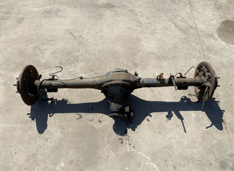 521004A805 Rear Axle Complete HYUNDAI H1 / STAREX I (2000-2007)