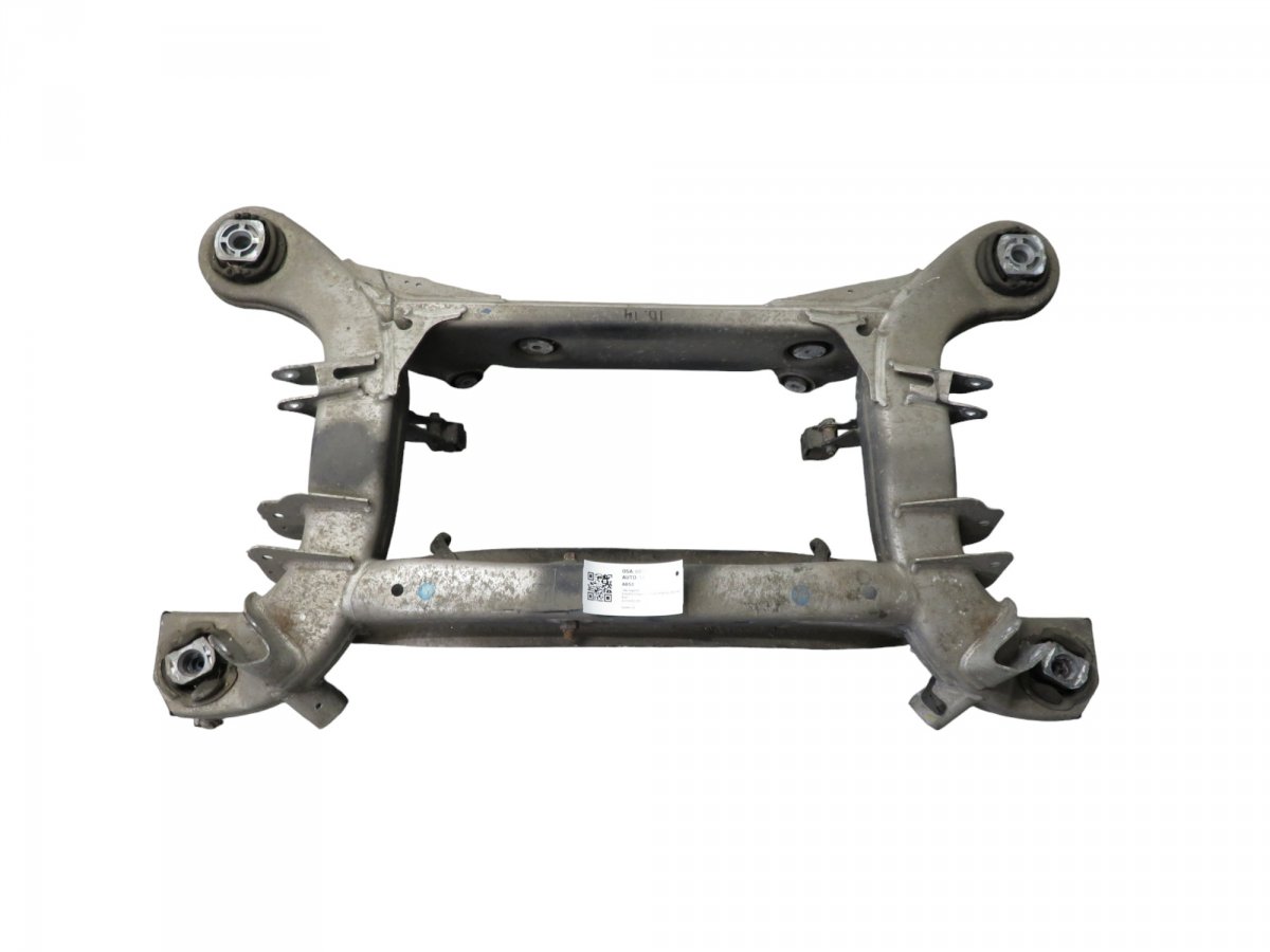 Mercedes-Benz C (W203) Taka-akselin palkki A2153501200 A2203507408 A2203503541 Rear axle B...