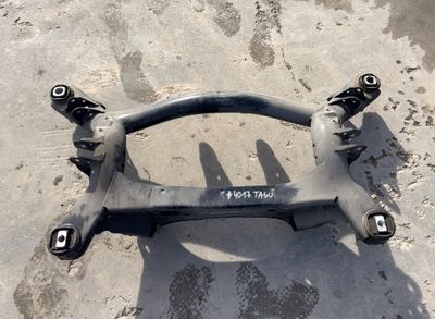 6792505 Poutre d&#39;essieu arrière BMW 1 (F20, F21) (2011-2019)