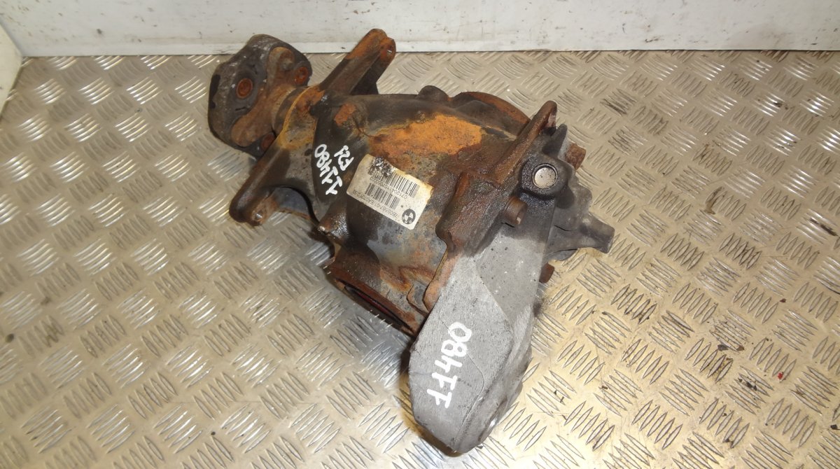 BMW 1 (E81 / E82 / E87 / E88) Rear axle differential 760558701 Rear axle differential BMW 1 (F20, F2...