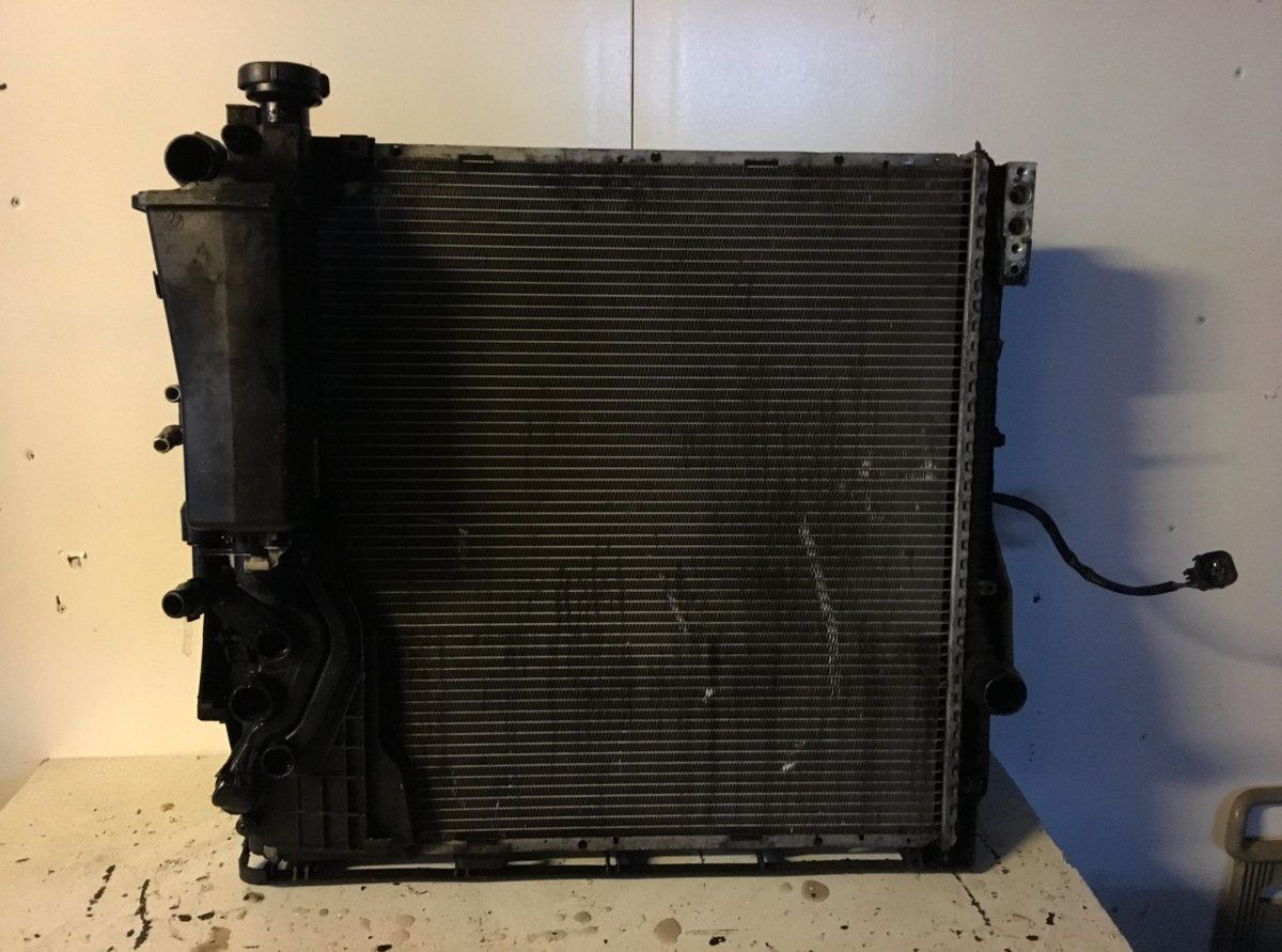 Radiator BMW X5 (E53) (2000-2007)