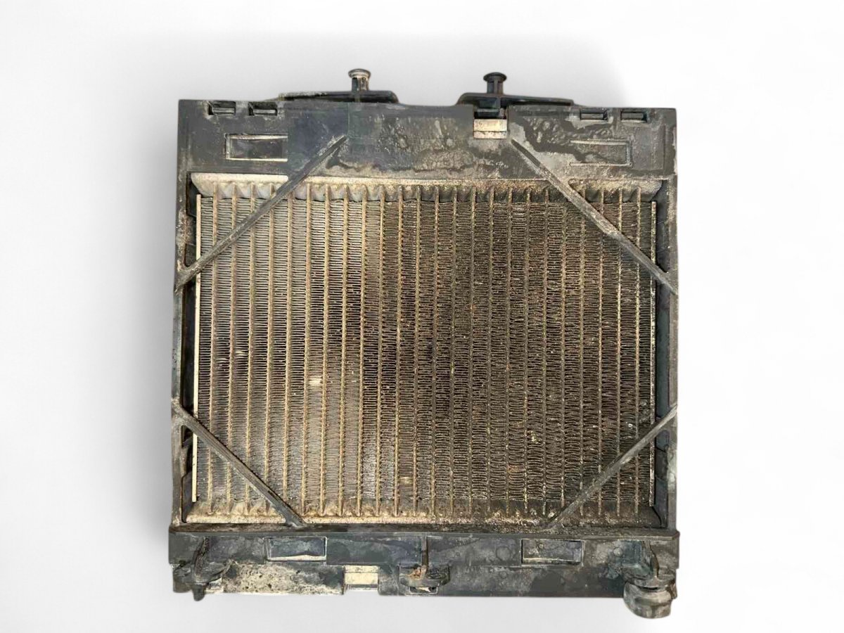 BMW 5 (E60 / E61) radiator 17117802662 7802662 Radiator BMW 5 GRAN TURISMO...