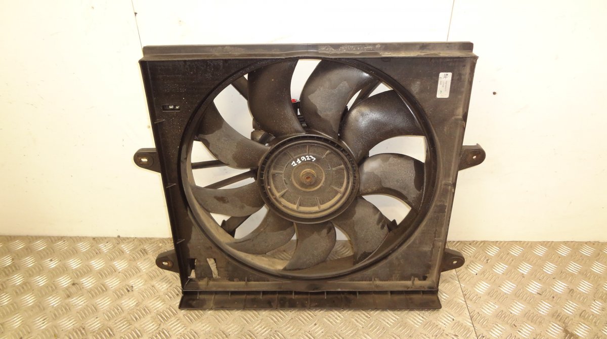 Jeep Grand Cherokee (WJ) Radiator Fan Electric 24042096 24017515 Radiator Fan Electric JEEP GR...