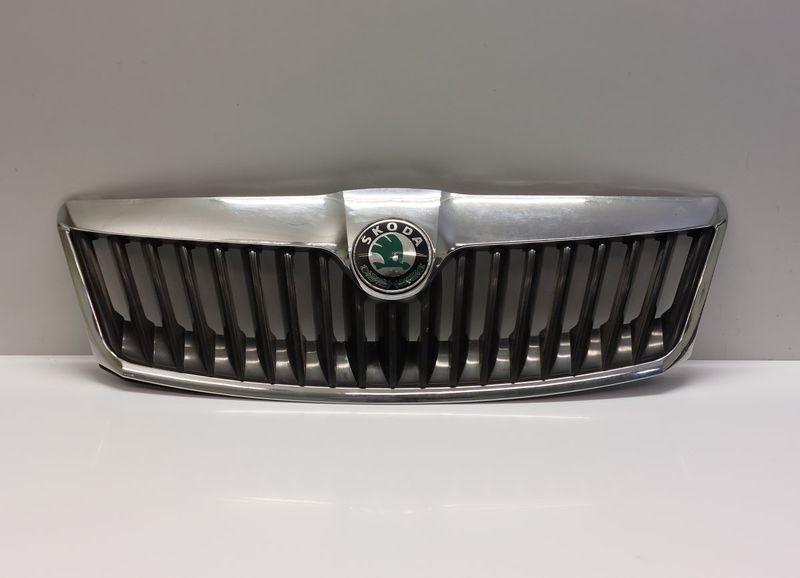 1ZD853688B 1ZD853661A Radiator Grille SKODA OCTAVIA II (1Z) (2004-2013)